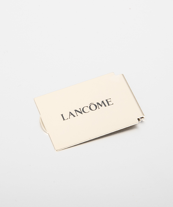 A metal label is a type of label made from metal materials