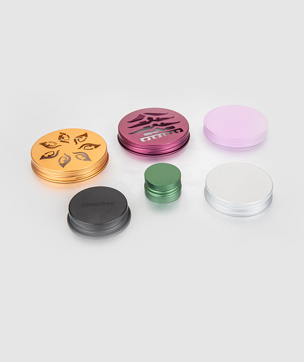 What are the benefits of using an aluminum lotion pump collar