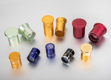 How does wine bottle cap prevent oxygen penetration